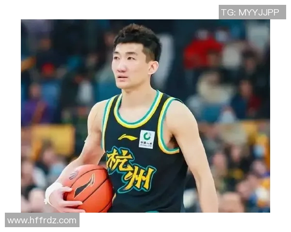 孙铭徽登陆CBA赛场，成为球队中锋核心力量